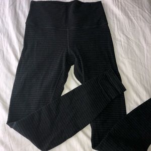 Lululemon Wunder Under Tight blk/gray stripes